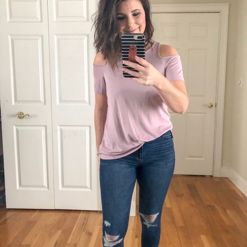 ✨3 for $20 | Mauve Cold Shoulder Top✨